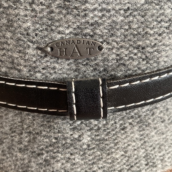 The Canadian Hat - Picture 2 of 4